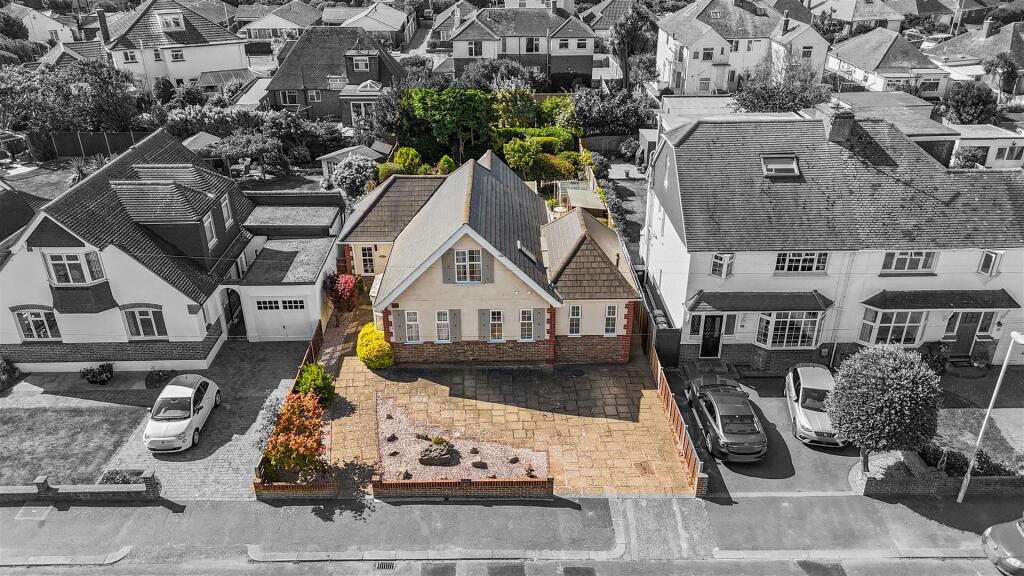 Brook Barn Way, 15-001bw.jpg