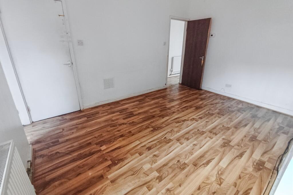 31 Portland Road, Longsight, Manchester, Greater Manchester, M13 0SA