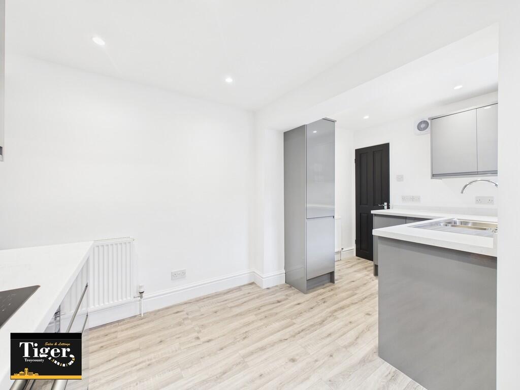 CAM03440G0-PR0402...