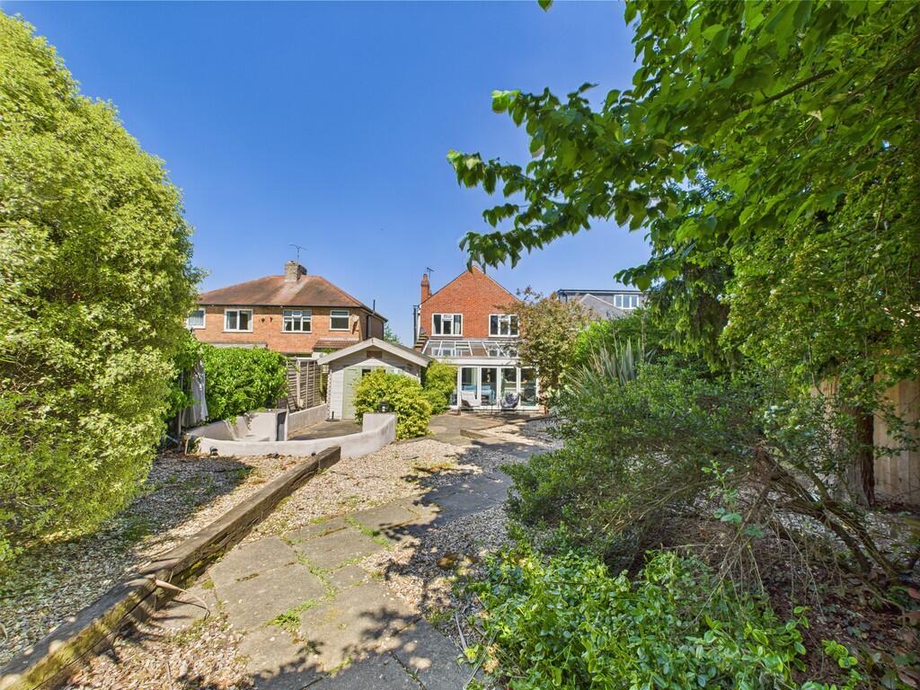 CAM04578G0-PR0012...