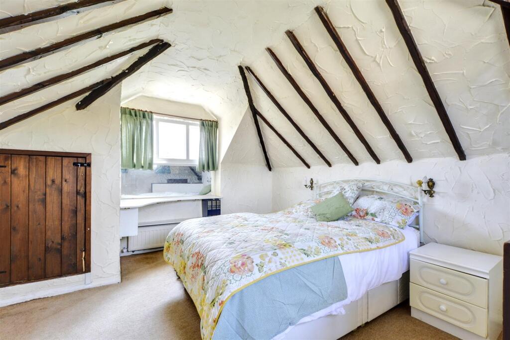 Loft Room_2.jpeg