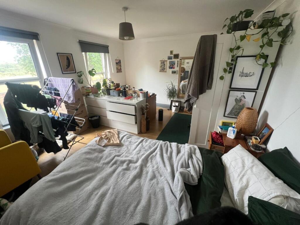 Bedroom 2.jpeg