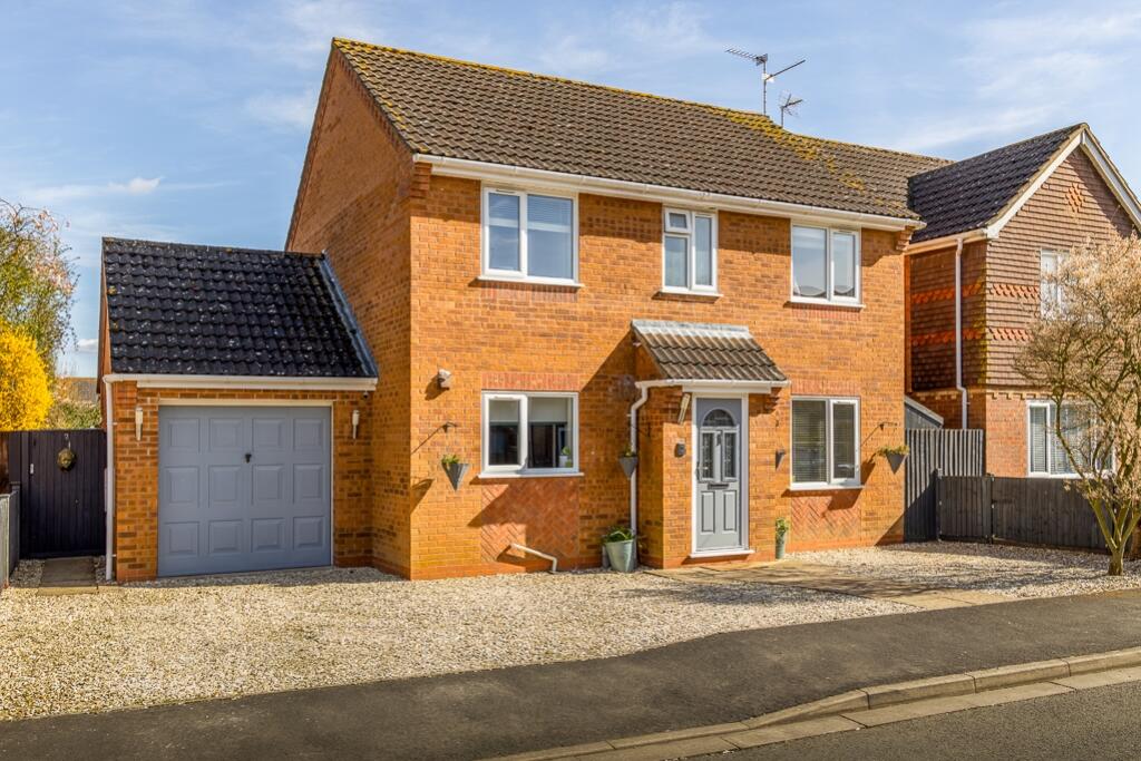 2 St Marys Gardens (Cowbit)-6