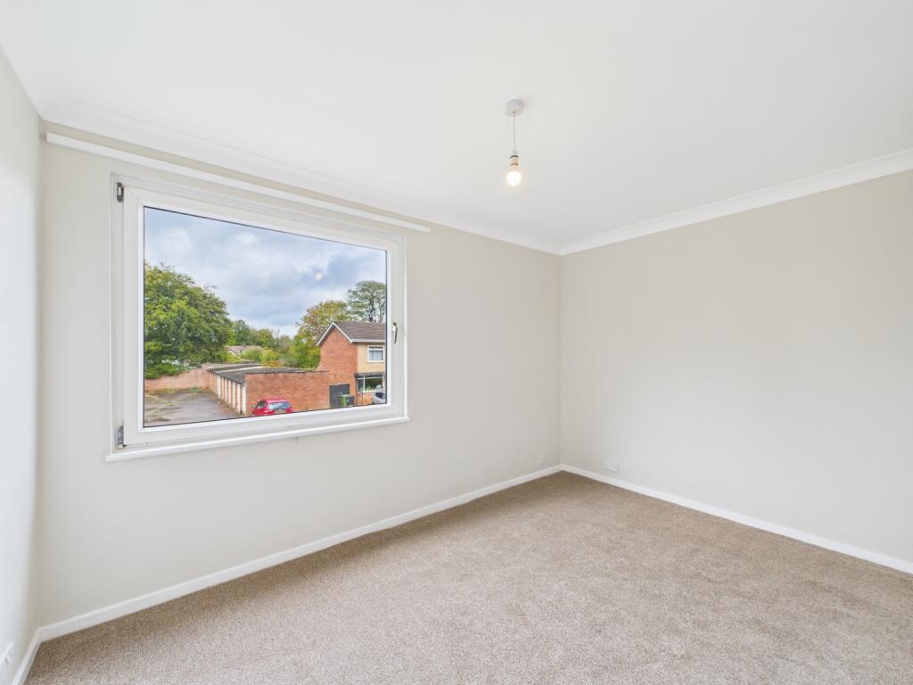 CAM02023G0-PR0176-STILL014