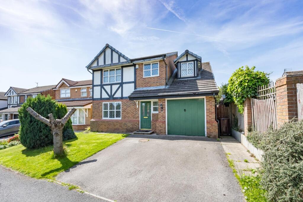 26 Lloyd Road external.jpg