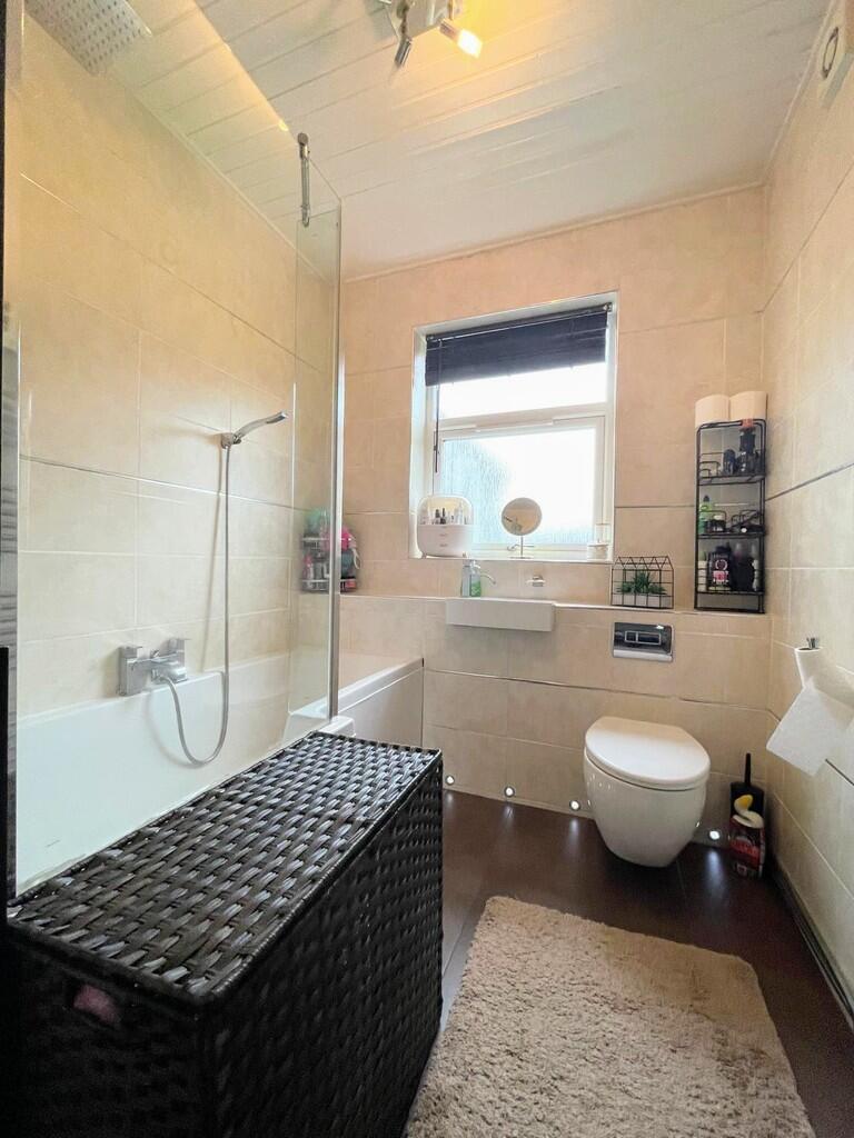 IMG-20250303-WA00...