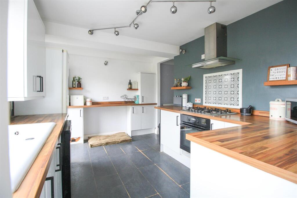 9017276-102493-133838530596324076-022debbb-3eeb-c4