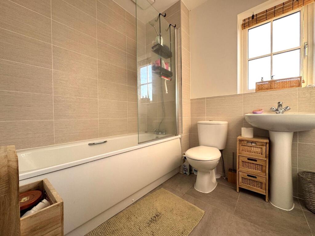 WhatsApp Image 2025-01-31 at 10.55.16_cf529044.jpg