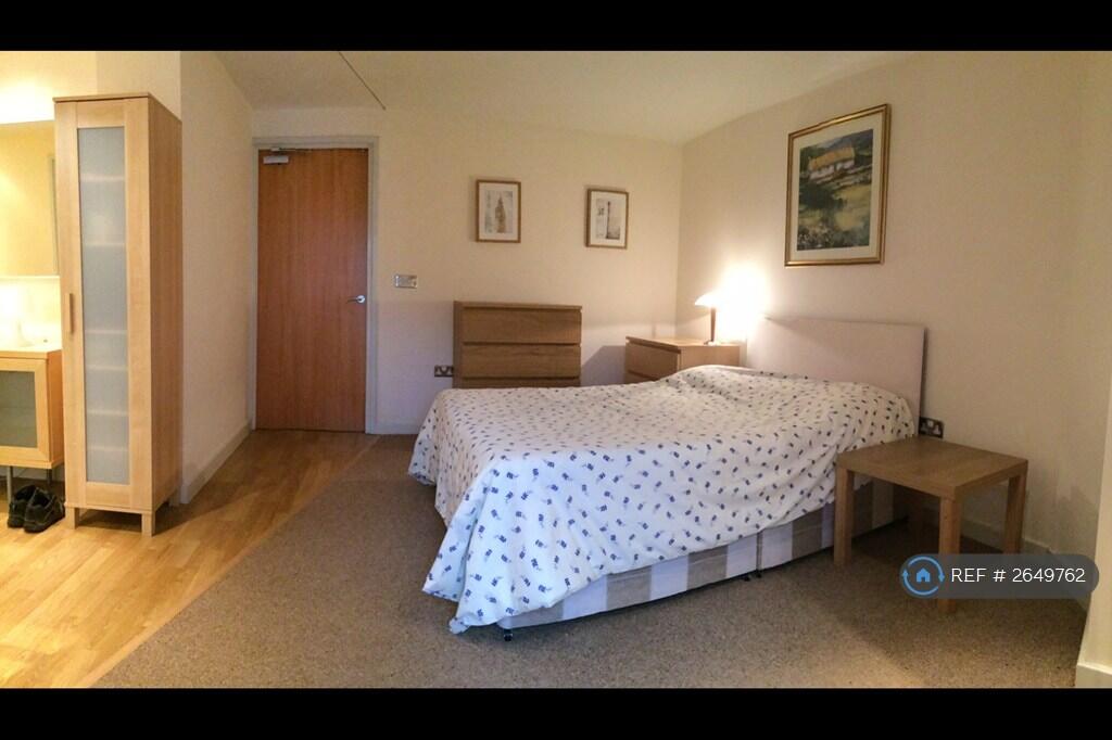 Good Sized Bedroom