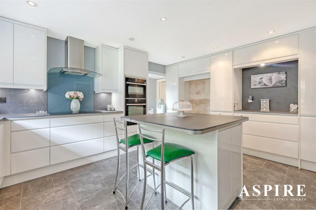 IMG_8707_19 copy 2.jpg