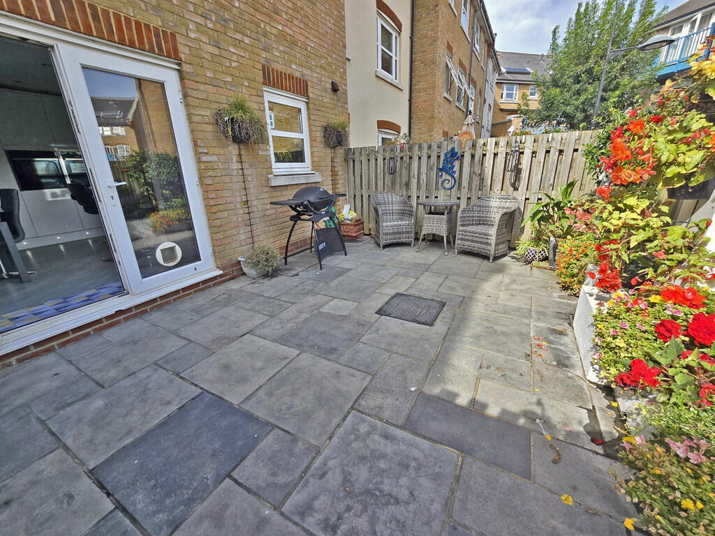 Garden (5)