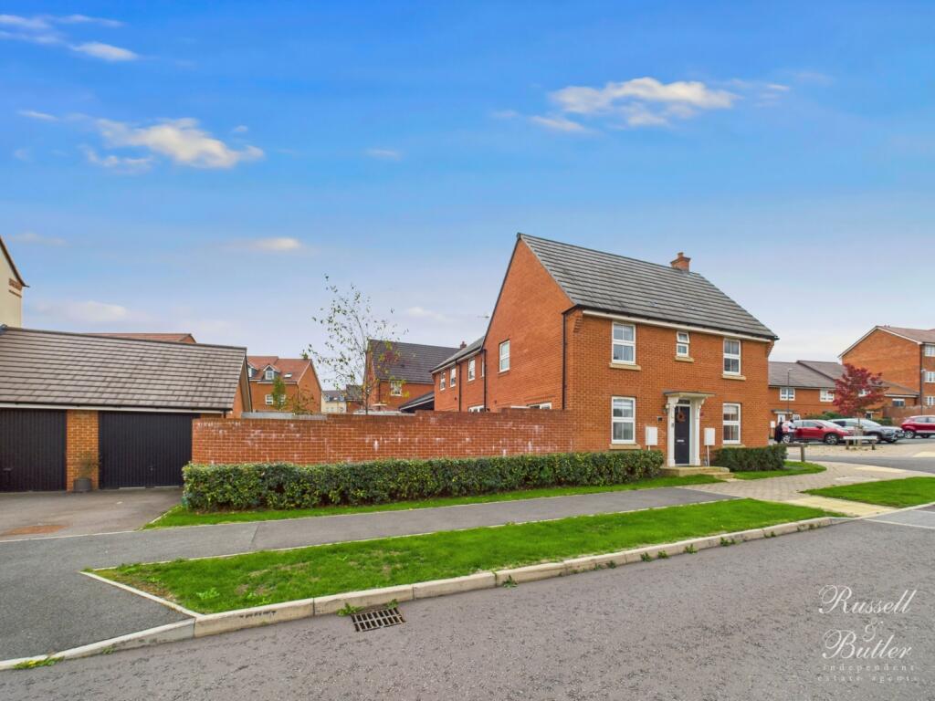 CAM02127G0-PR0345-STILL014