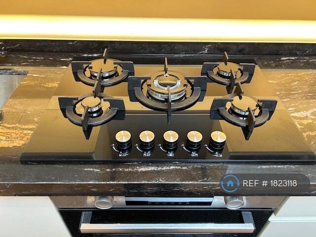 New 5 Burner Gas Hob