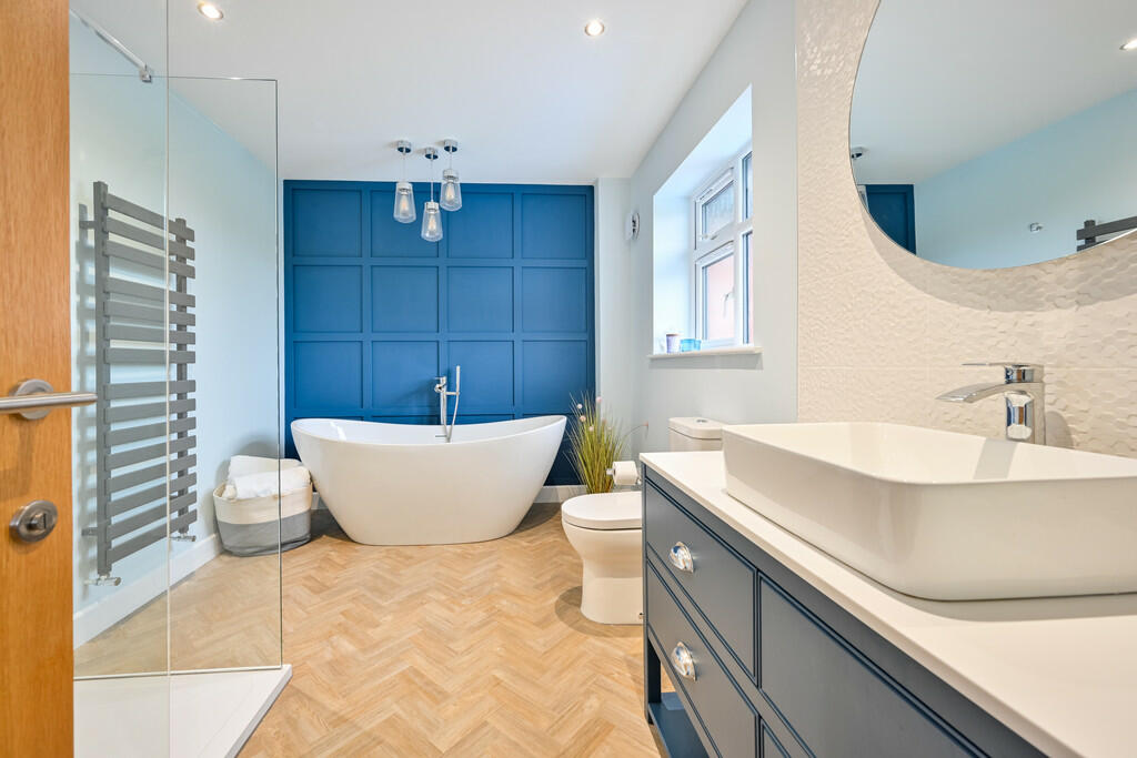 En-Suite Bathroom...