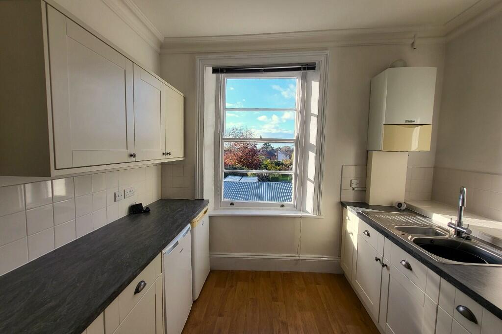 Kitchen (3) 