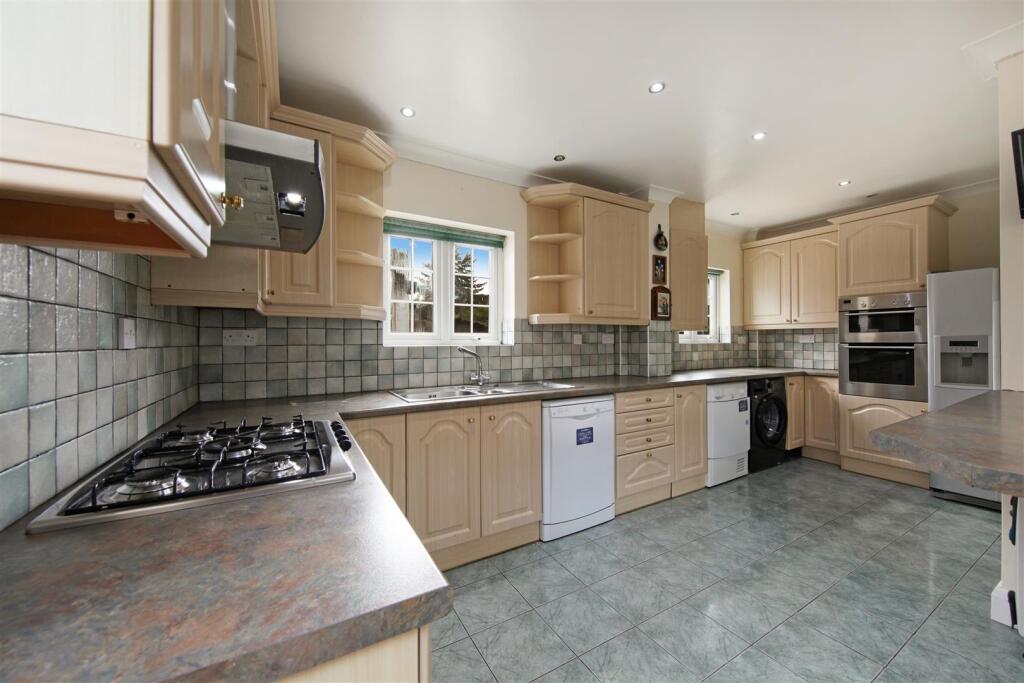 125 The Fairway - IMwGROruk2p5WETcjYyl.jpg