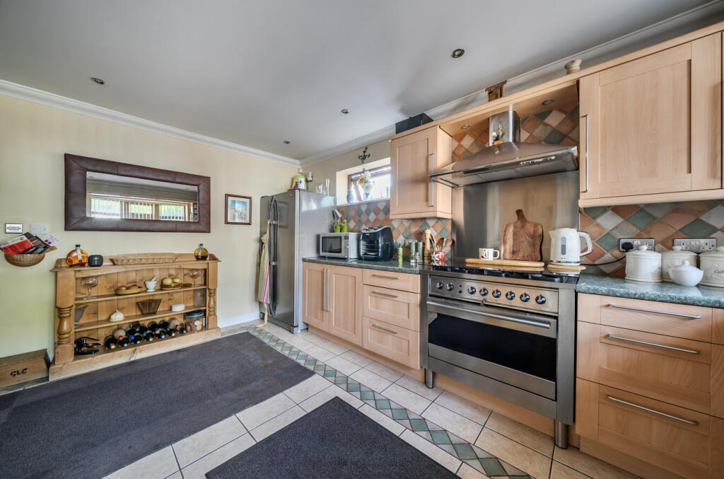 1344988-6-68b2443...