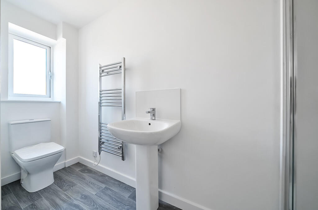 4-6819cce2087d1-1...