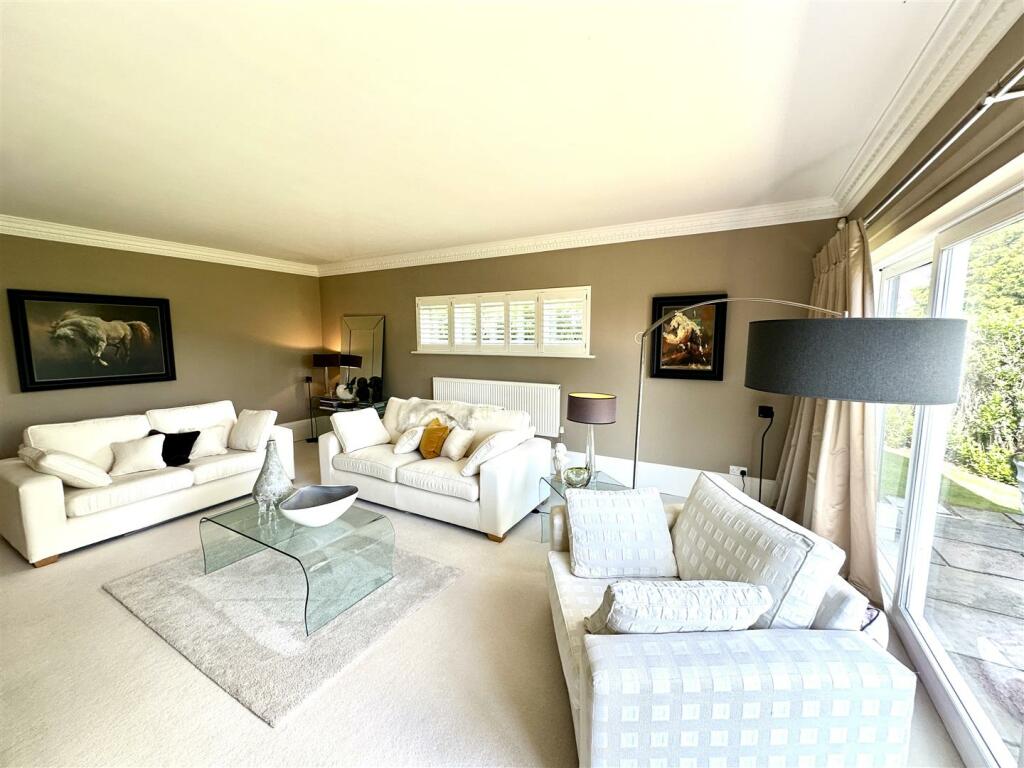DRAWING ROOM