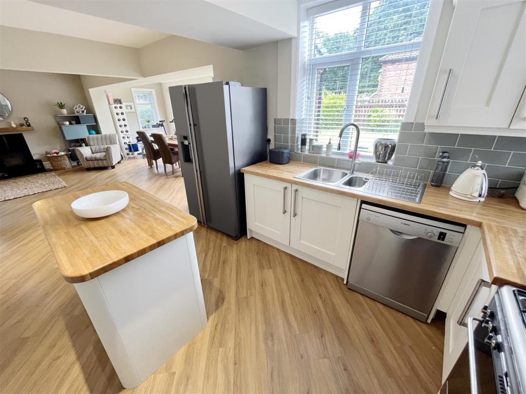 Open Plan Living Dining Room 1