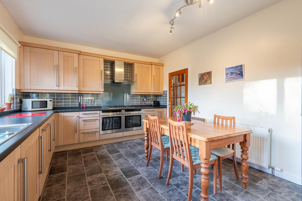 KITCHEN AGAIN