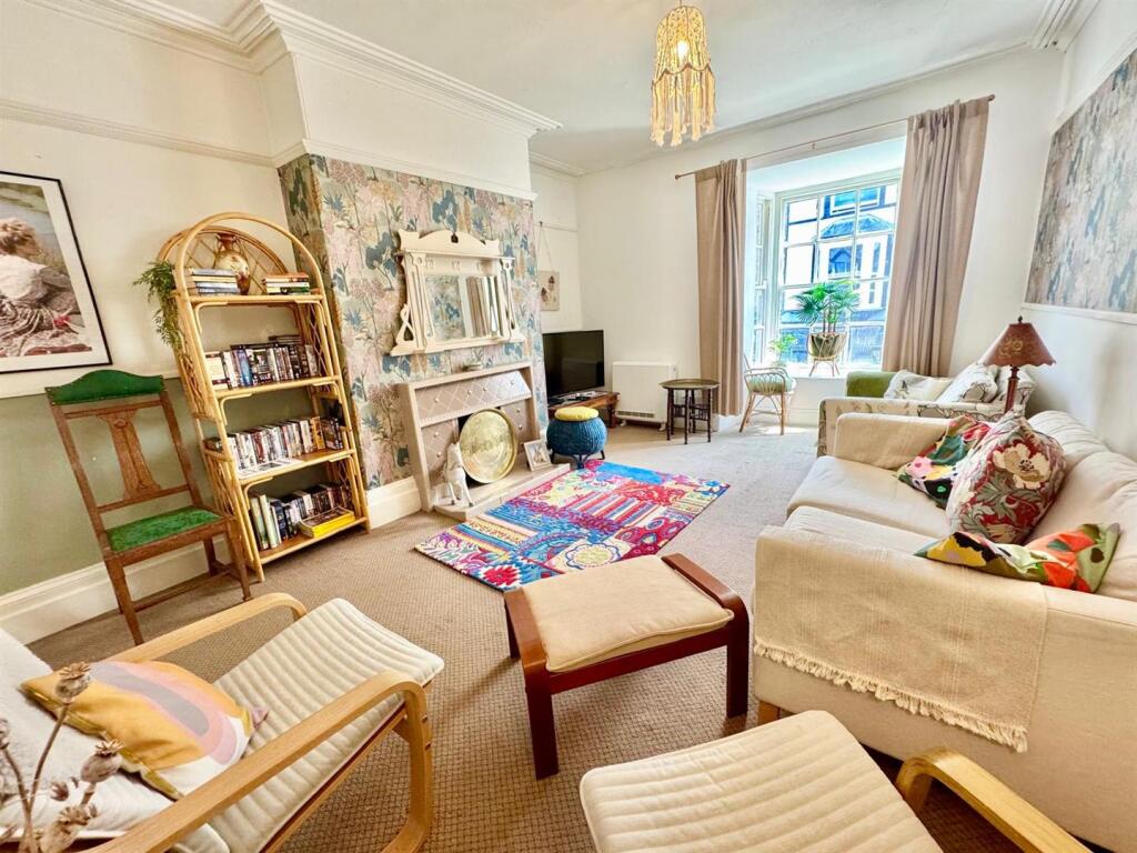 PHOTO-2025-06-17-05-36-16 (6).jpg