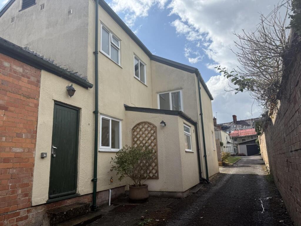 5a water street - rear.jpg