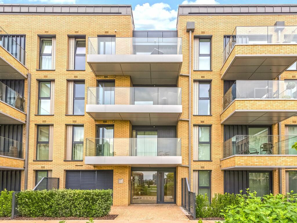 Central Avenue Sw6