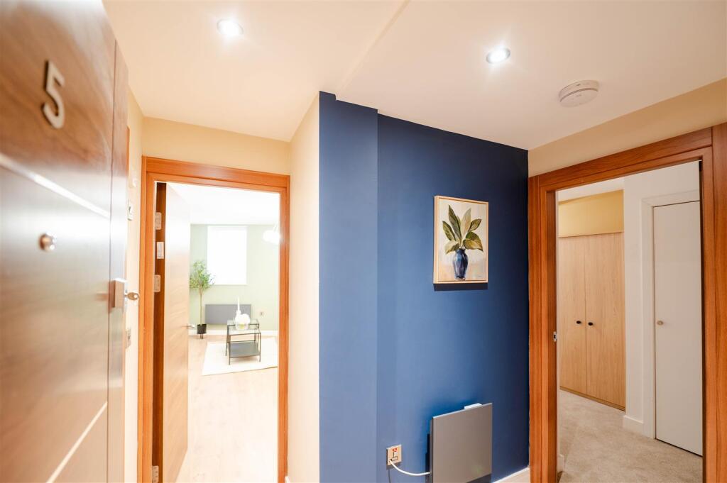 imeldaphoto_CromptonHouse_Flat5-9.jpg