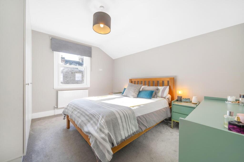 Bedroom 2.jpg