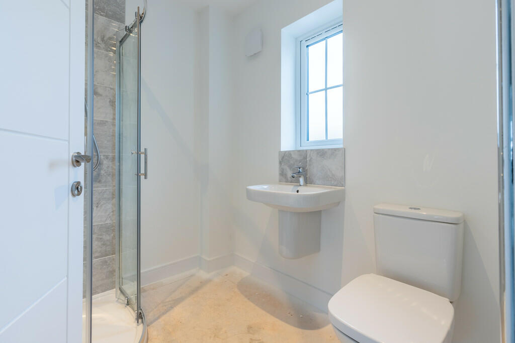 En-suite Shower R...