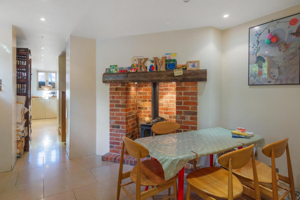 The Butts, Brentford, TW8