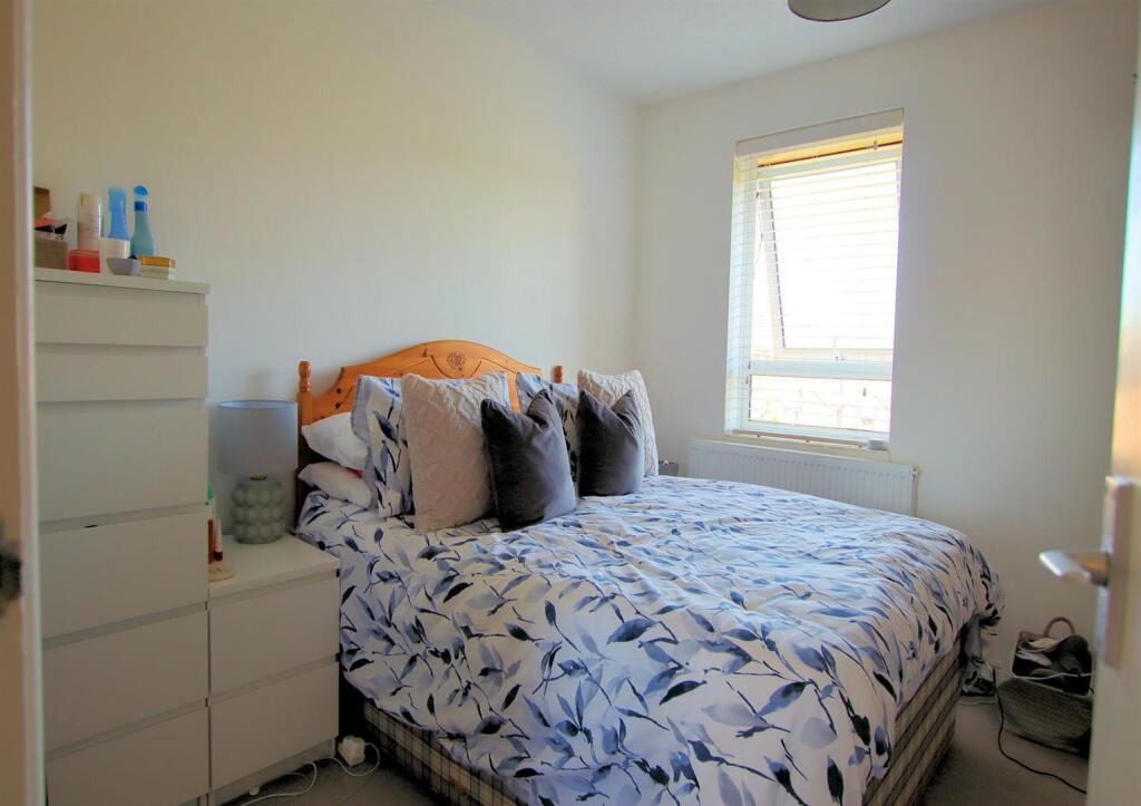 Main bedroom.jpg