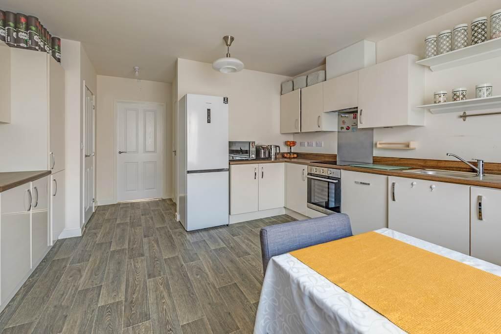 Kitchen Dining 2