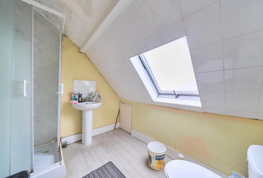 1382205-18-69245f...