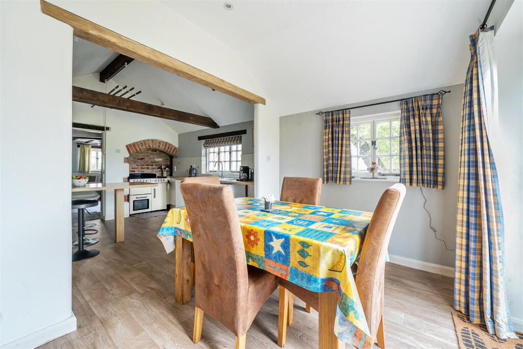 The White Cottage, 21 Wappenham Road, Abthorpe (12