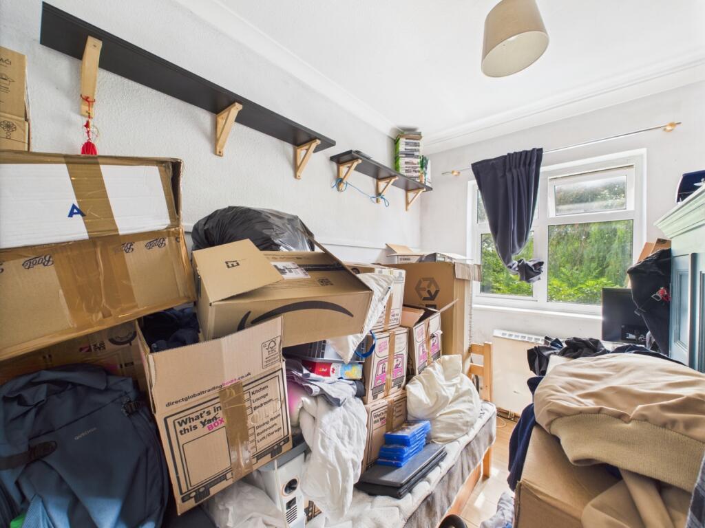 CAM03750G0-PR0053-STILL005