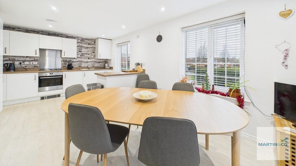 CAM03663G0-PR0220...