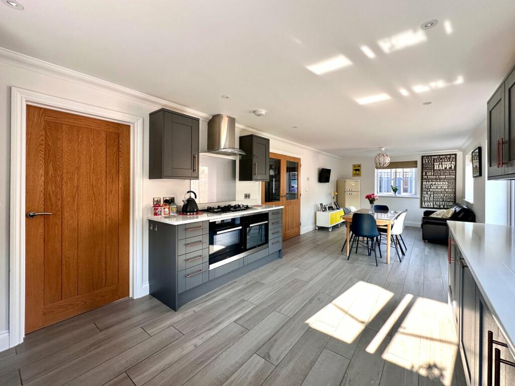 Kitchen/ Diner 