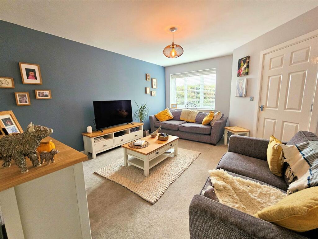 living room 2.jpg