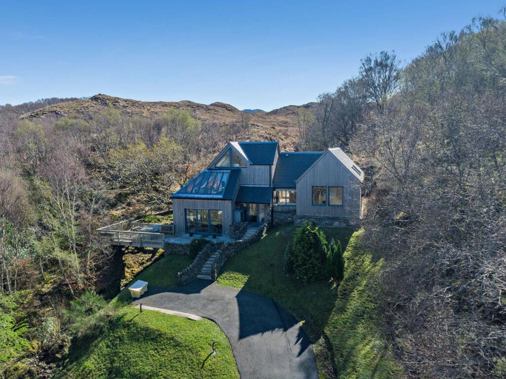 Morar Burn Lodge