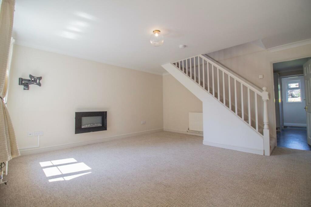56 Cotton Lane [Sitting Room 01].jpg