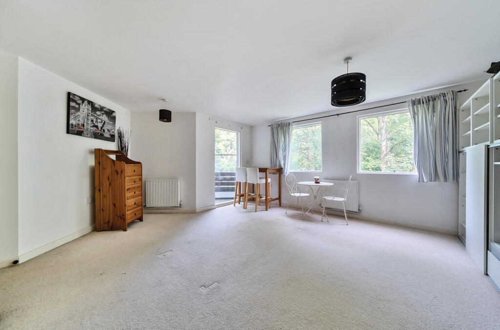 1307136-7-6846f9c...