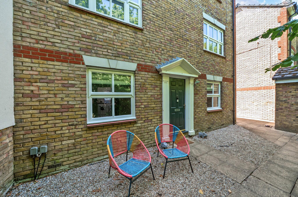 1309264-5-6870caa...