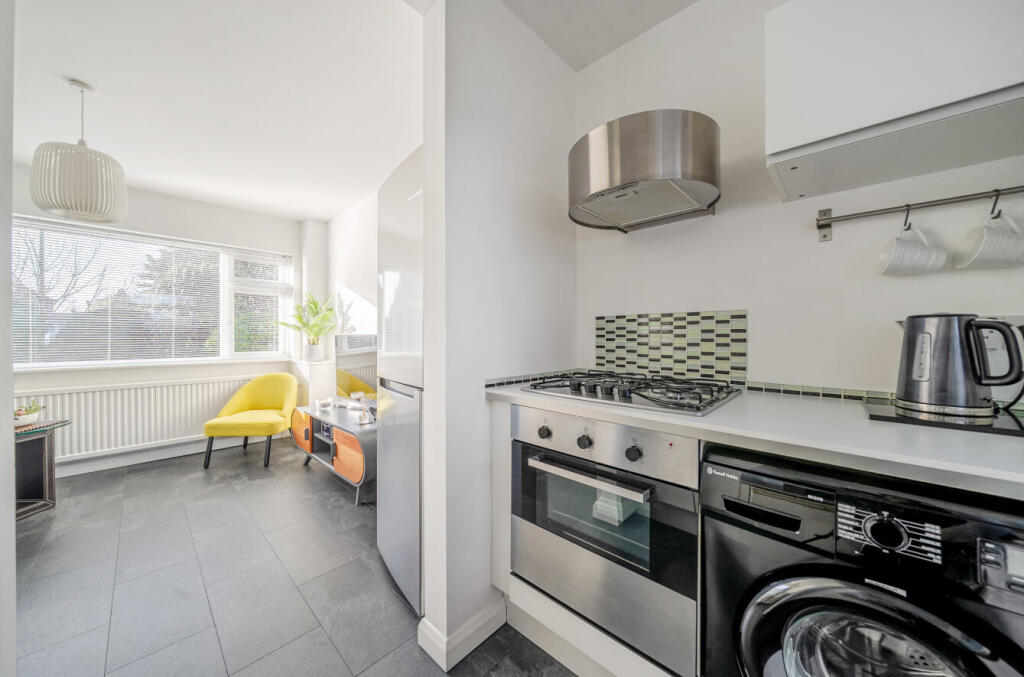 1385261-6-6929b4f...