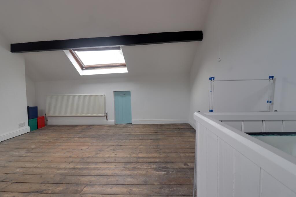 Attic bed 3