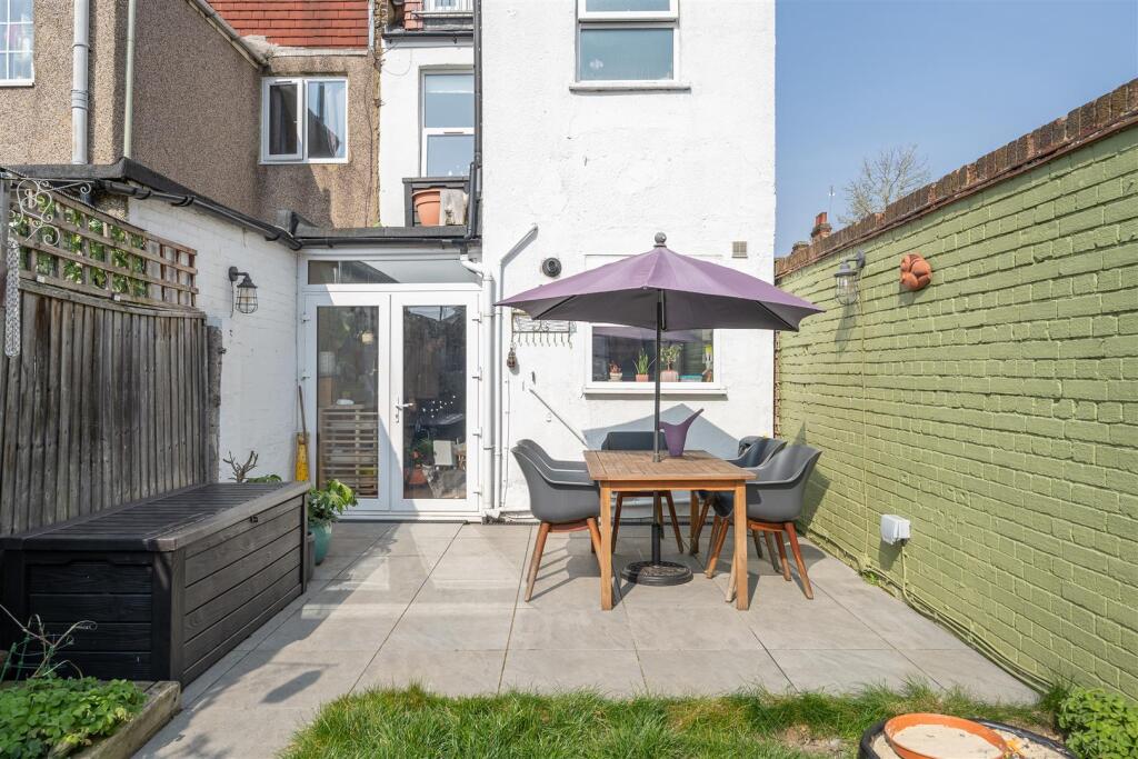 Manor Road, E17