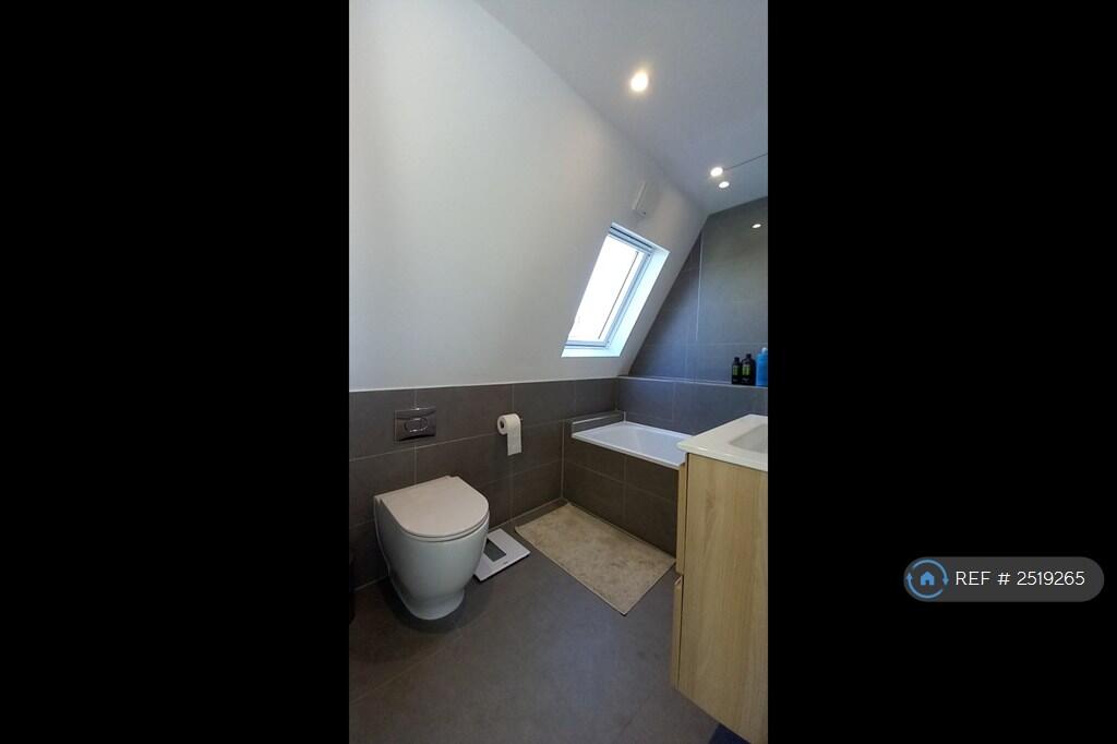 Bathroom - 2nd Floor (View 1)