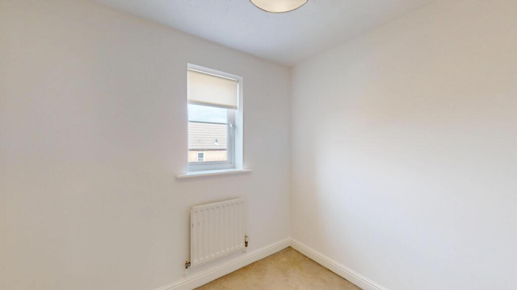 25-Acorn-Way-03312025_184400