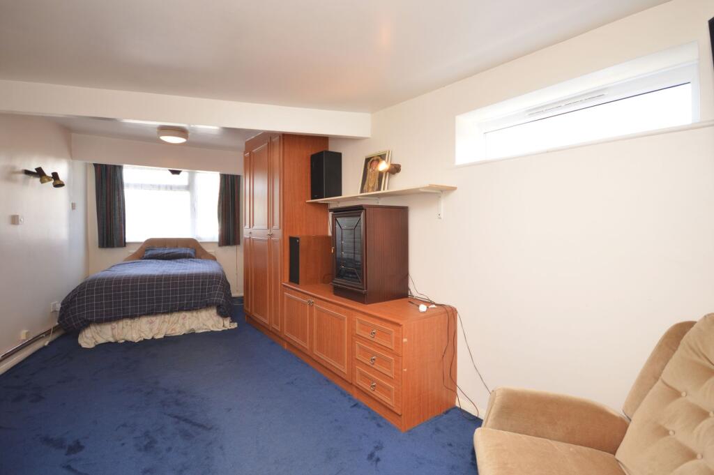 Bedroom (Ground Floor)